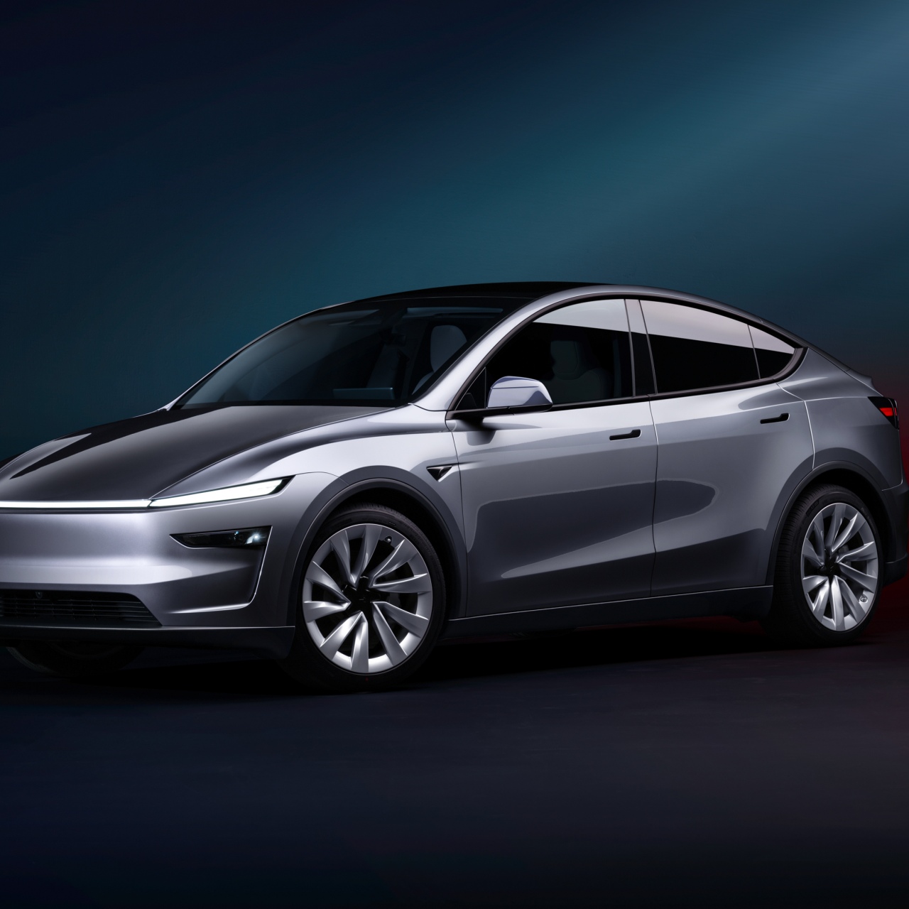 TESLA ने मचाया गदर! ₹9 लाख सस्ती होते ही 322% बढ़ी सेल